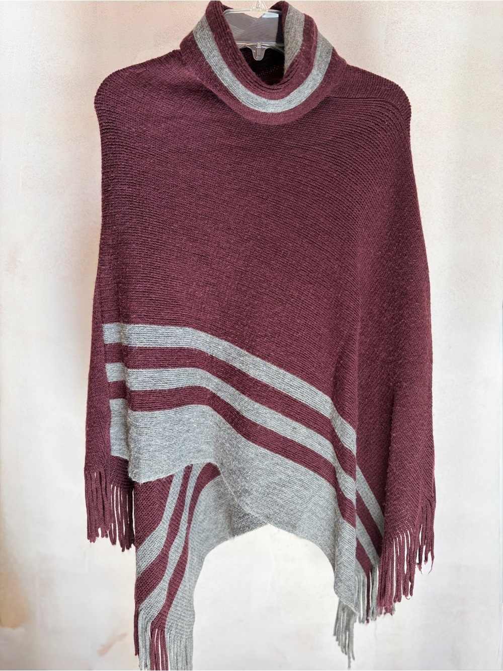 LOFT Ann Taylor Women’s Burgundy Gray Striped Fringe One Size Sweater Poncho